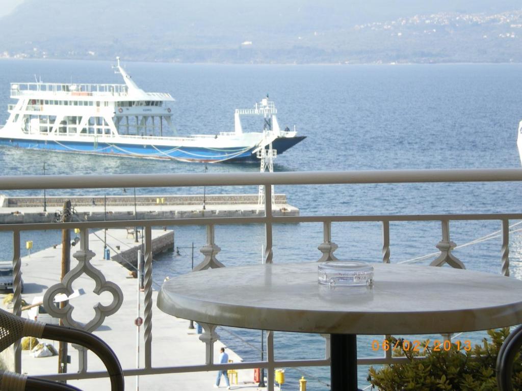 Palatino Hotel Lutrá Edipszú Kültér fotó